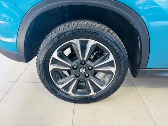Suzuki Vitara Photo at-b866a02f3aaa4193ab371b4d5569bbd0.jpg