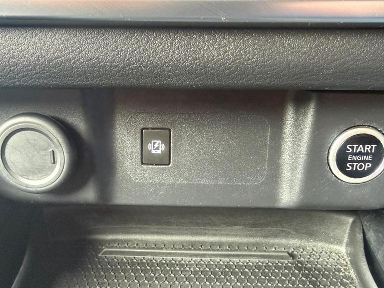 Used Nissan Qashqai KE73UYV 13