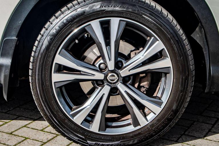Used Nissan Qashqai SL69KHF 14