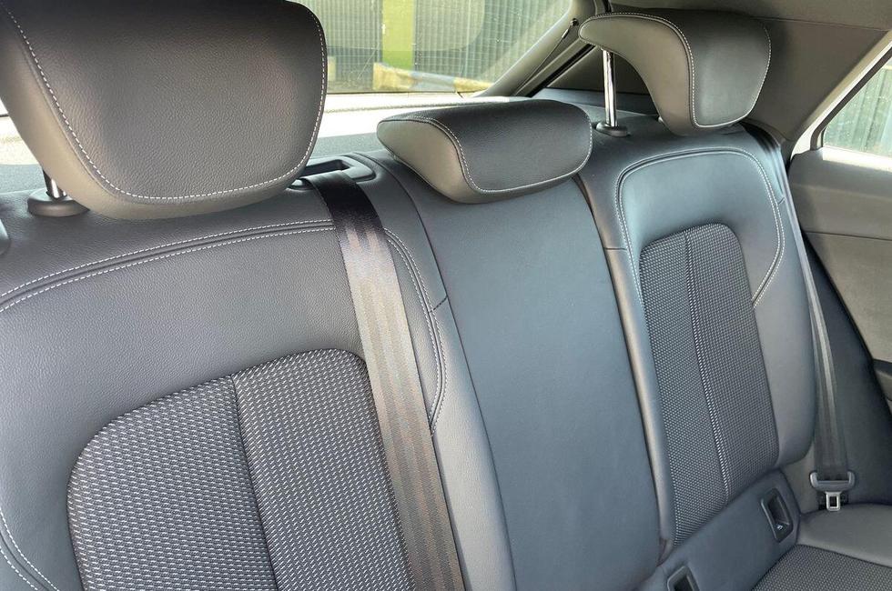 Audi Q2 Photo at-b890d56f17894199a416ccf305b7aaa5.jpg