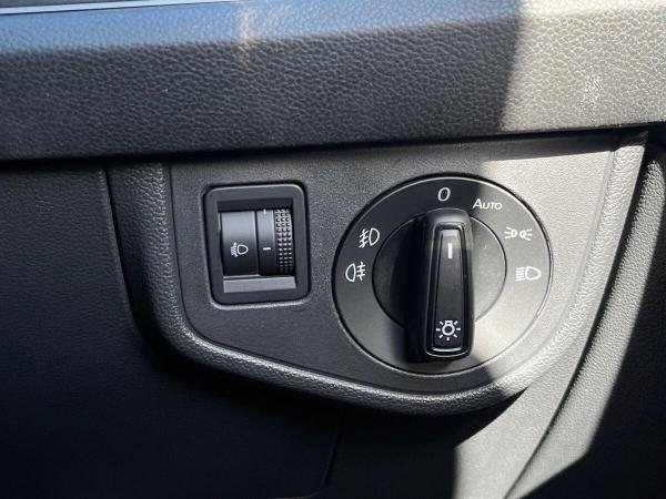 Volkswagen Polo Photo at-b896e90537b14b73bbe1af909b26bf49.jpg