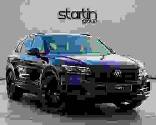 Volkswagen Touareg 3.0 TSI V6 Black Edition Tiptronic 4Motion Euro 6 (s/s) 5dr Black at Startin Group