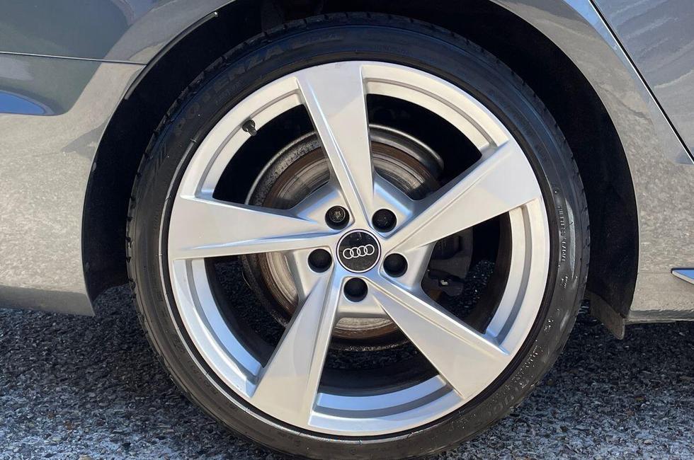 Audi A4 Avant Photo at-b8c8a15f12be47159016c44c5d8e7587.jpg