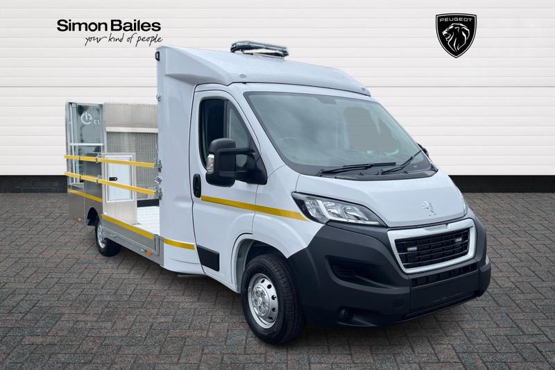 Used Peugeot Boxer NU74HFD 1