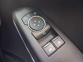 Ford Fiesta Photo 28