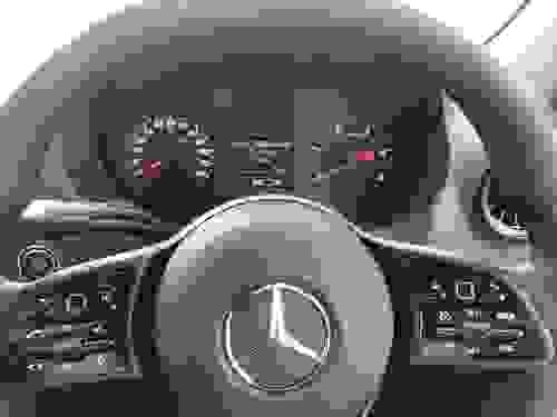 Mercedes-Benz Sprinter Photo at-b9326a25bf5248e7a0cd84dd3d11ad6f.jpg