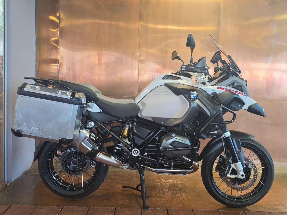 BMW R 1200 GS Adventure Photo at-b947d73efb6140ff87d171212f2e717a.jpg