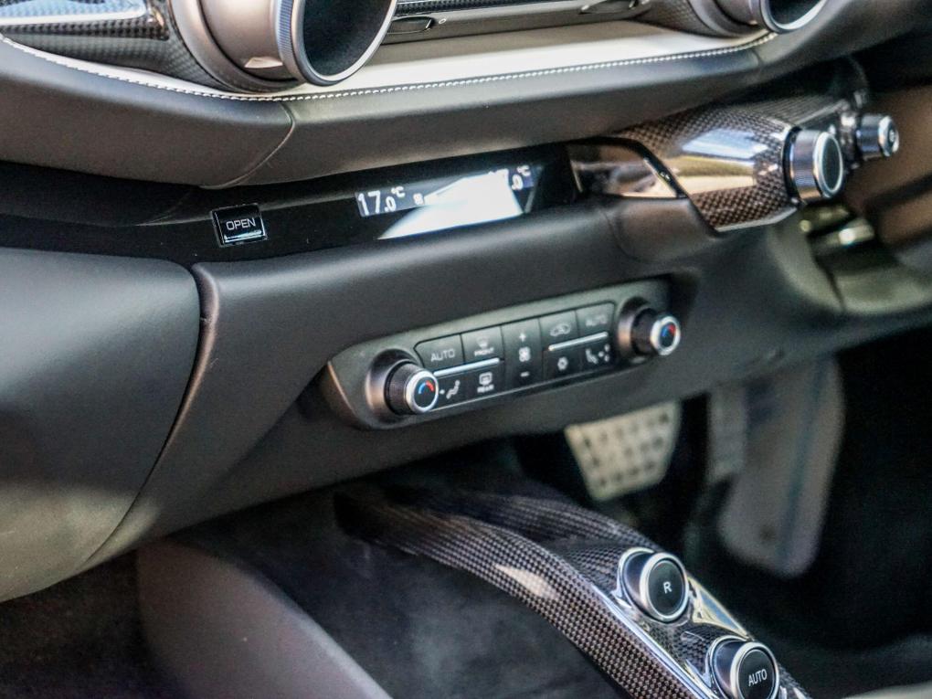 Used Ferrari 812 Superfast OO08SPB 18