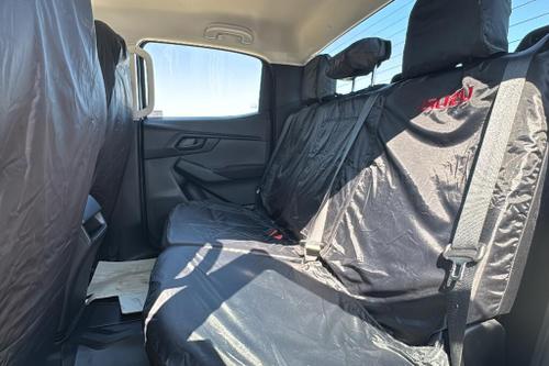 Isuzu D-MAX Photo at-b955618cba8e43338da6b9f124c8060f.jpg