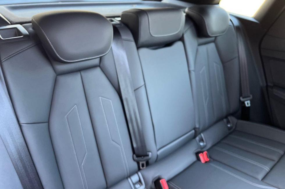 Audi Q4 Photo at-b95d24d4b17a4ac4b0a0ab0193ee585f.jpg