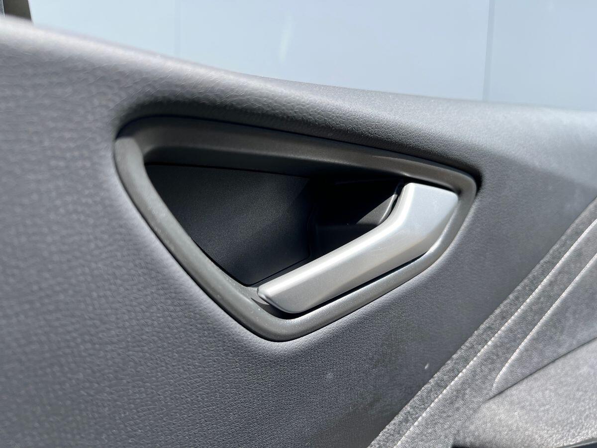 Volkswagen ID.3 Photo at-b9c6443e32b04e168185f5bf40b65c8c.jpg