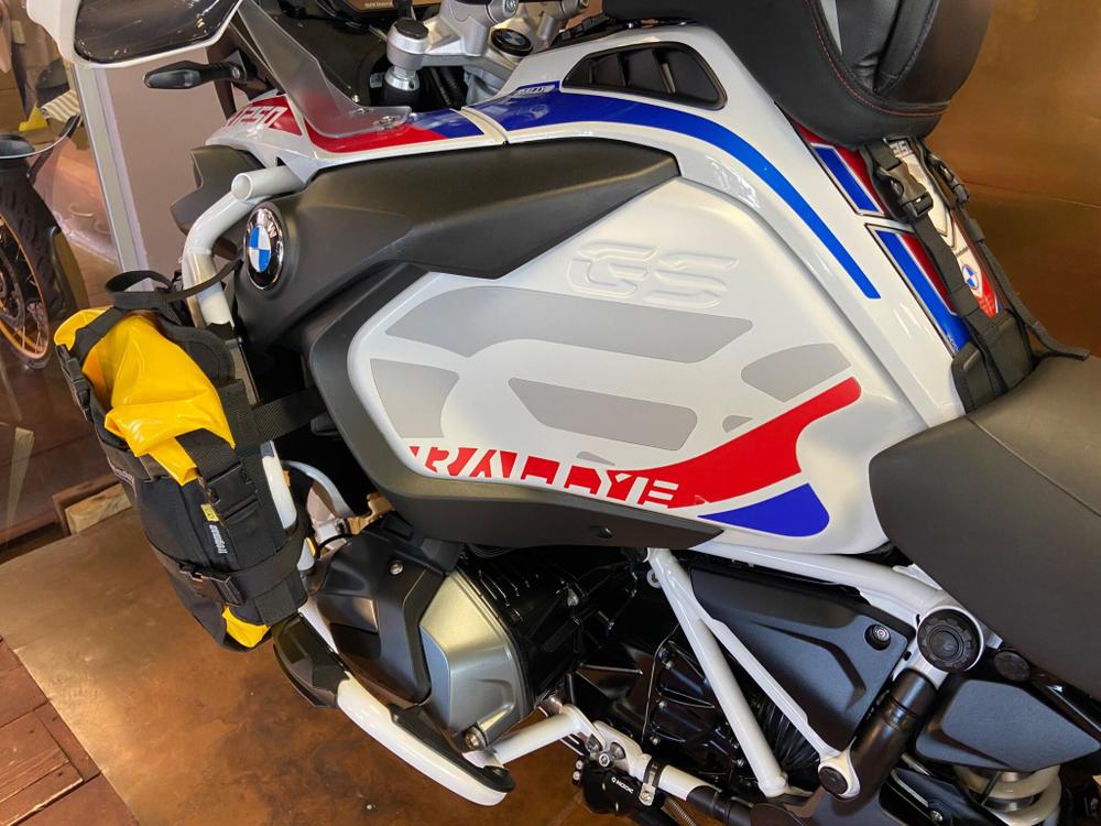 BMW R 1250 GS Adventure Photo at-ba13a74d68ef401b8d6a88112825fb82.jpg