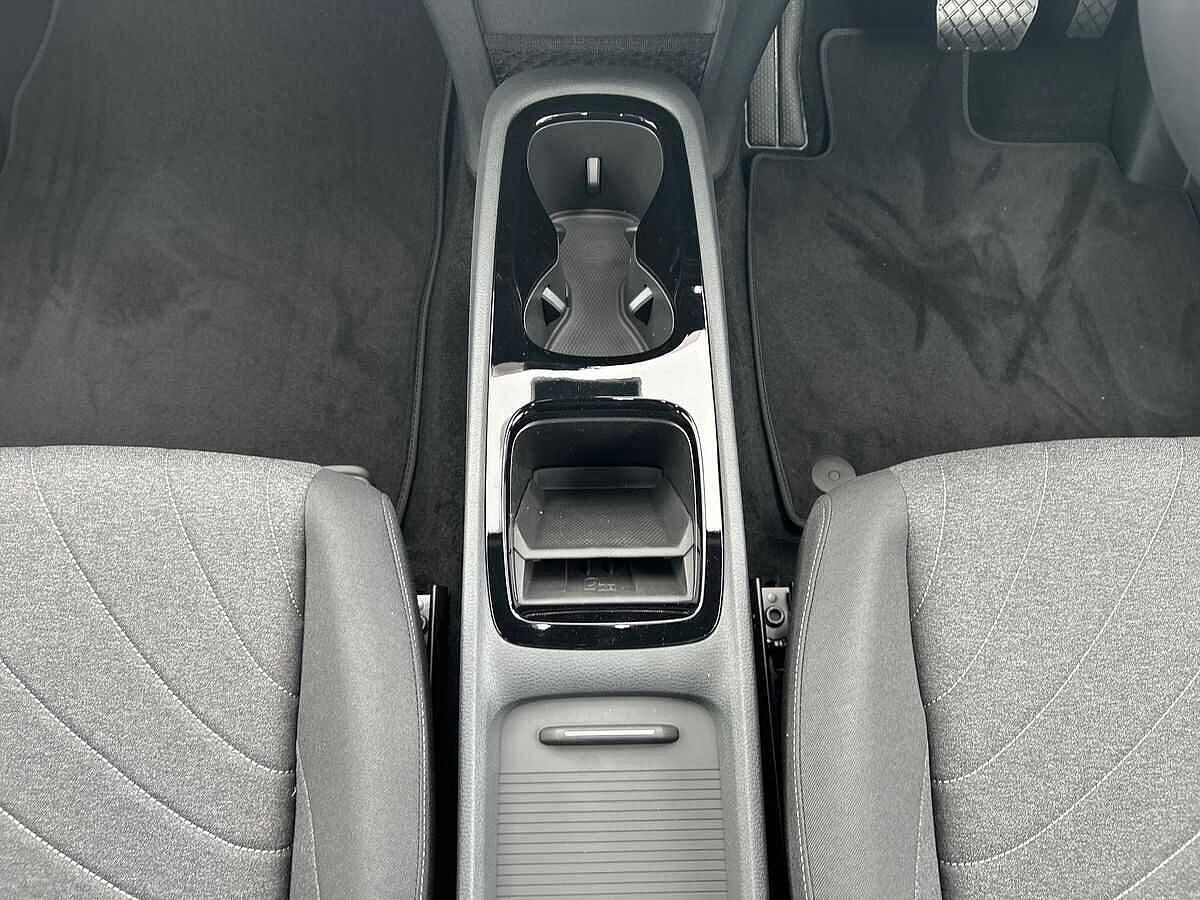 Volkswagen ID.3 Photo at-ba14b4243af8434d982879cb270e25c7.jpg