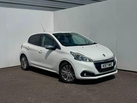 Peugeot 208 Photo 0