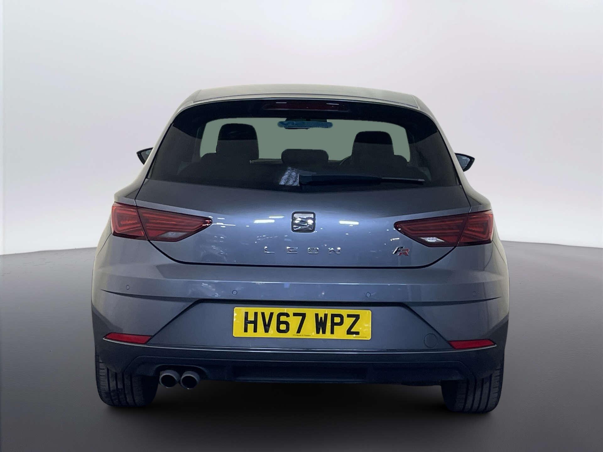 2017 SEAT Leon thumbnail 10