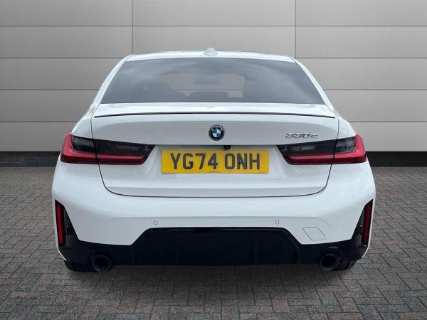 BMW 3 Series Photo at-ba7639c235bd4210baffe280c5a20f5b.jpg