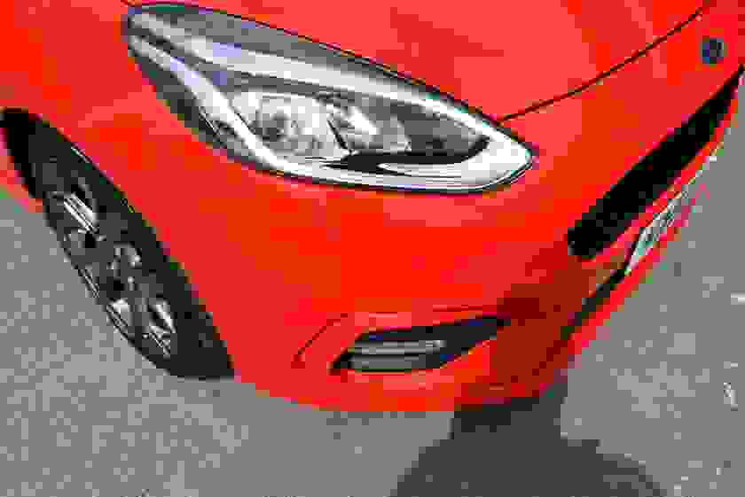 Ford Fiesta Photo at-ba90a16f6ef14d338903084d86f56b2b.jpg