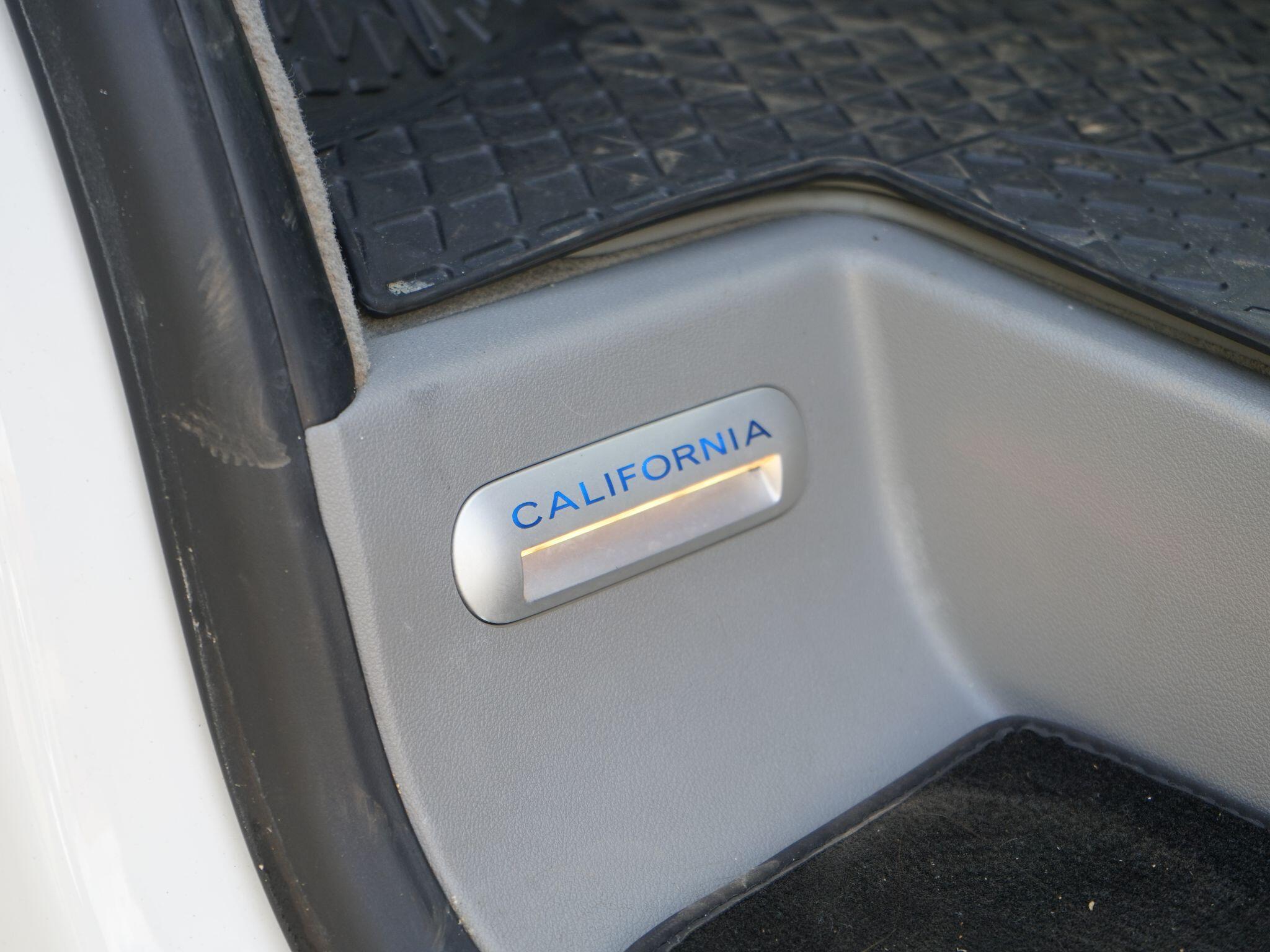Volkswagen California SE TDI 180 CAMPER — photo 52