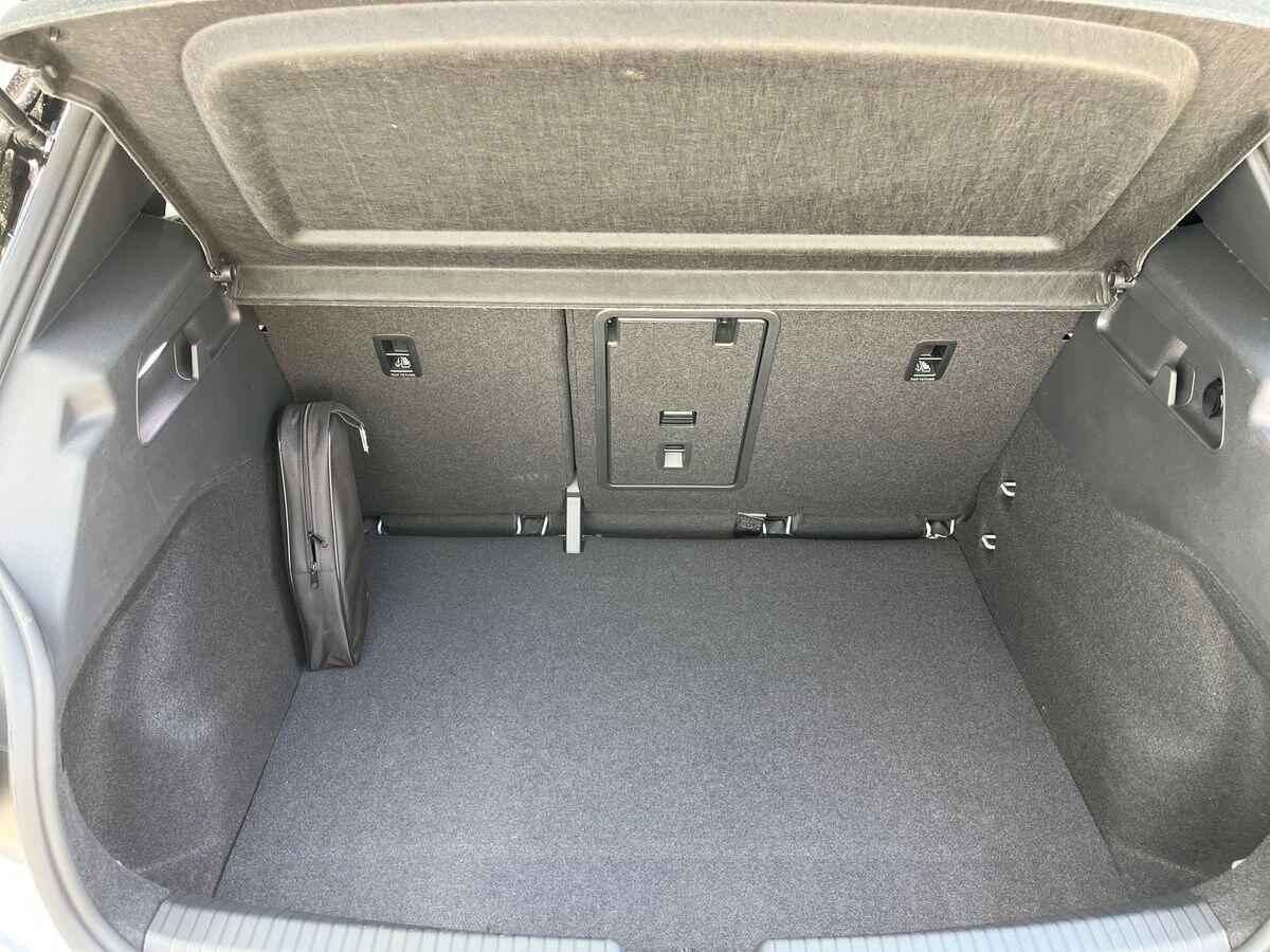 Volkswagen ID.3 Photo at-bad24bb498fd4bcbbedef3473530ef80.jpg