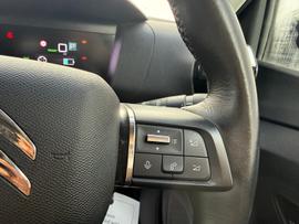 Citroen e-C4 Photo 16
