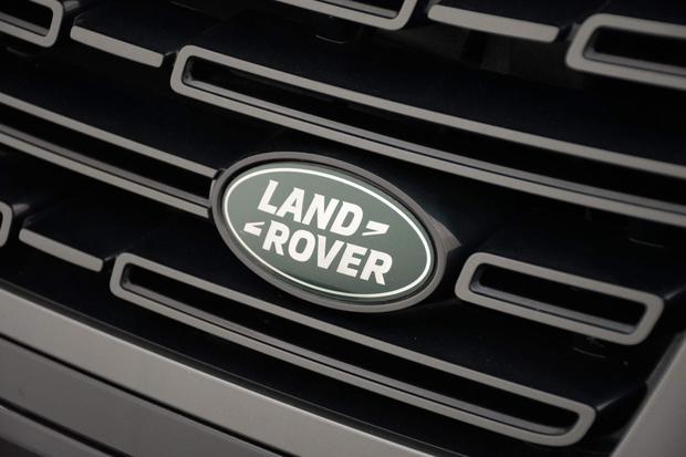 Land Rover RANGE ROVER Photo at-bb0211400fb74af9969b86b055cd7bc8.jpg