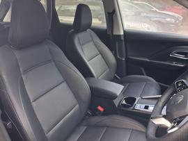 MG MG ZS Photo 12