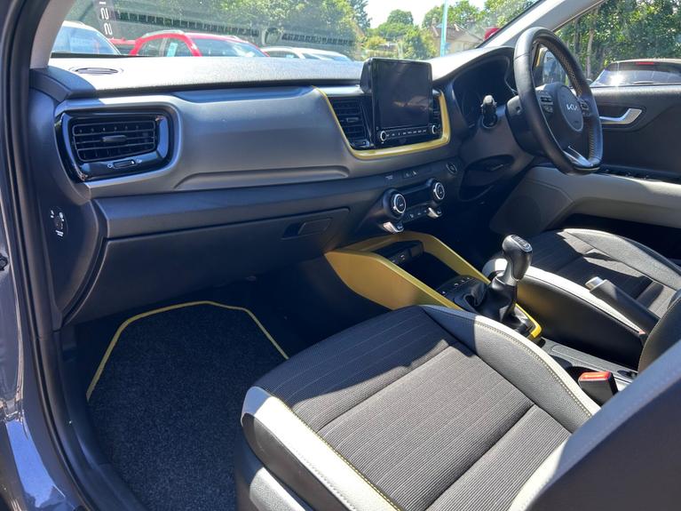 Used Kia Stonic DY23EVL 10