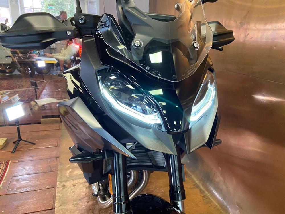 BMW F 900 XR Photo at-bb3c2ca426454f469d4656d242ed5dd1.jpg