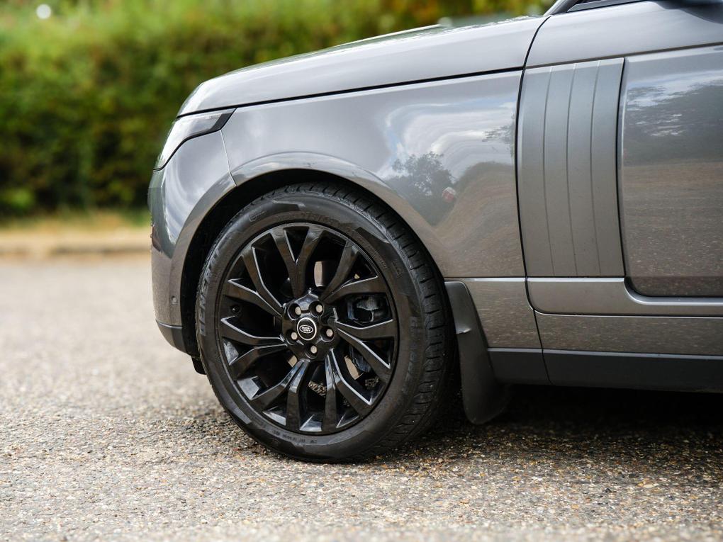 Used Land Rover Range Rover Y400SPL 5