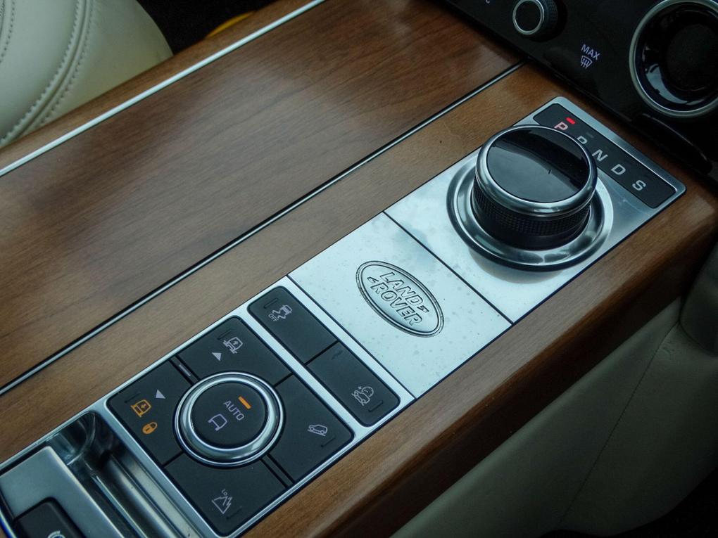 Used Land Rover Range Rover WR70KYF 37