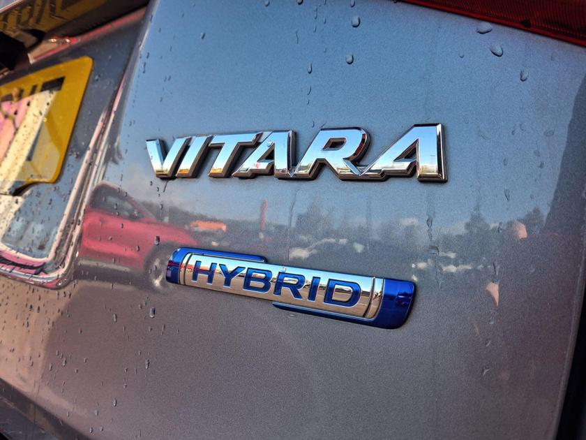 Suzuki Vitara Photo at-bb8fa4e608db4c20b60c921751330ea8.jpg