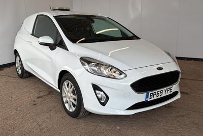 Used 2020 Ford FIESTA 1.5 TDCi Car Derived Van 3dr Diesel Manual Euro 6 (s/s) (85 ps) FROZEN WHITE at Dack Vans