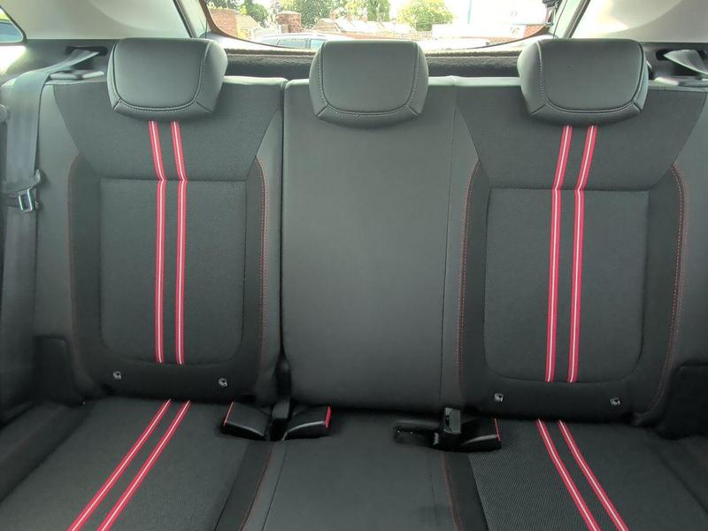 Used Vauxhall Crossland YO23DFC 18