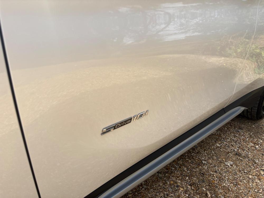 BMW X1 Photo at-bbb1fbb6409f4848b488e64c1449592b.jpg