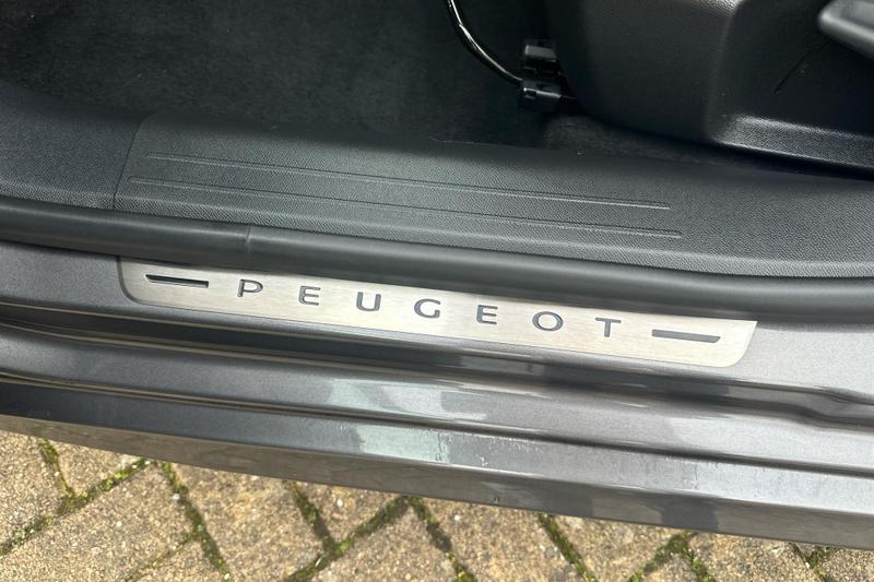 Used Peugeot 208 NU71YTW 26