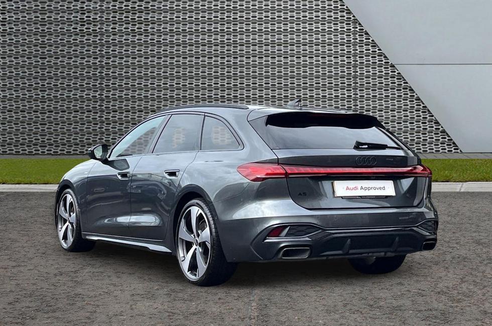 Audi A5 Photo at-bbc988e8a6724958a687f9dcc72dd832.jpg