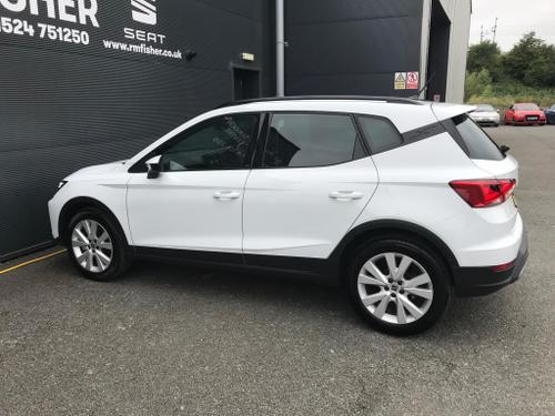 SEAT Arona Photo at-bbca8ab9ca0b4d9f90814daea1c08d72.jpg