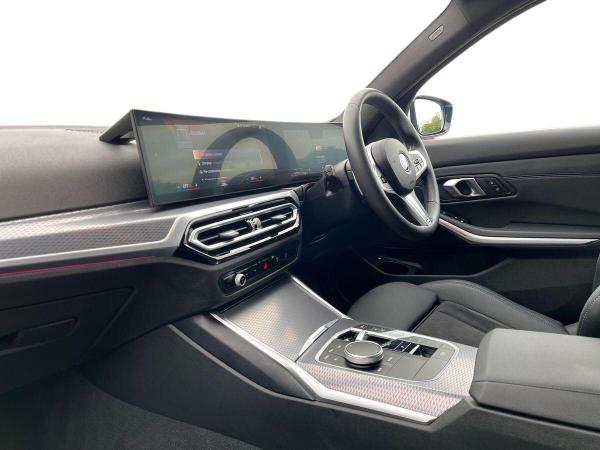 BMW 3 Series Photo at-bbfc1b564ffc49dfa08d2be11aeb2d58.jpg