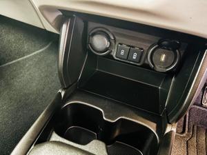 Suzuki Swift Photo 41