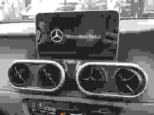 Mercedes-Benz X-Class Photo at-bc1bd92558084e49b97eb89b3aaaa714.jpg
