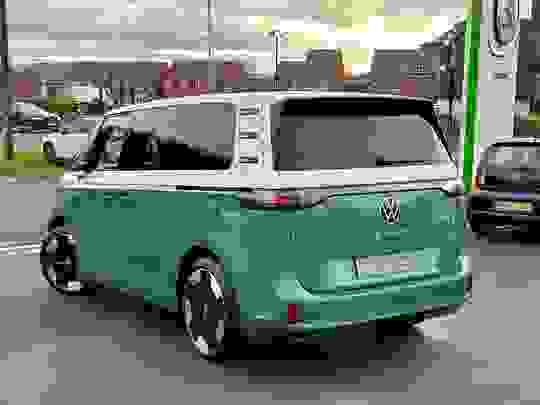 Volkswagen ID. Buzz Photo at-bc75c3dda1544eb3ba3f51e6cfe1626f.jpg