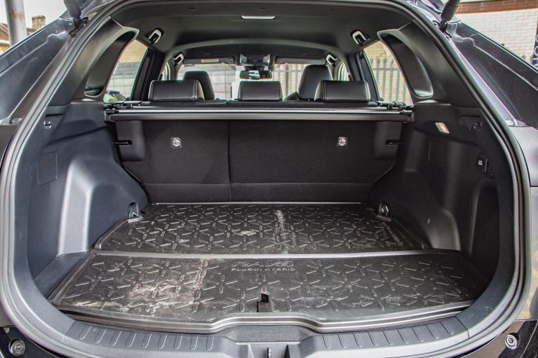 Used Toyota RAV4 GU74OKO 25