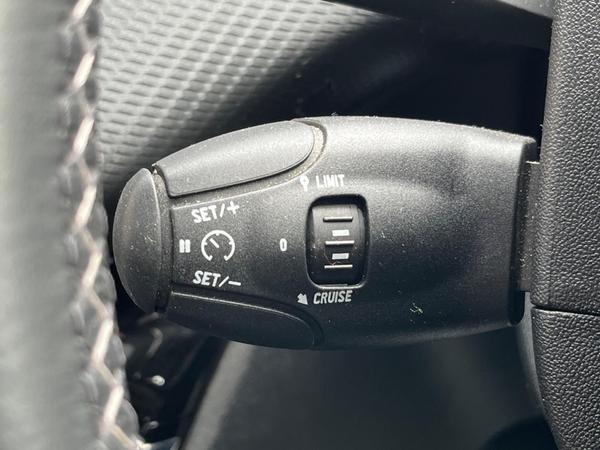 Used Peugeot 2008 BV67AKO 49