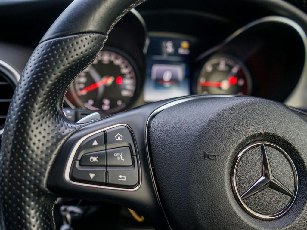 Used Mercedes-Benz V Class FY16YXD 25