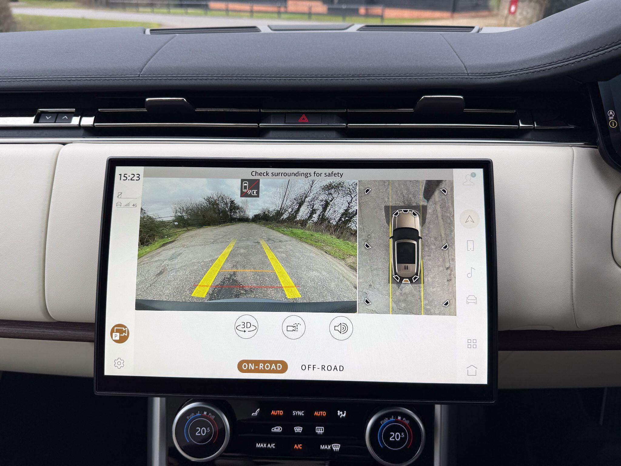 Land Rover Range Rover 3.0 P440e 38.2kWh SE SUV 5dr Petrol Plug-in Hybrid Auto 4WD Euro 6 (s/s) (440 ps) — photo 27