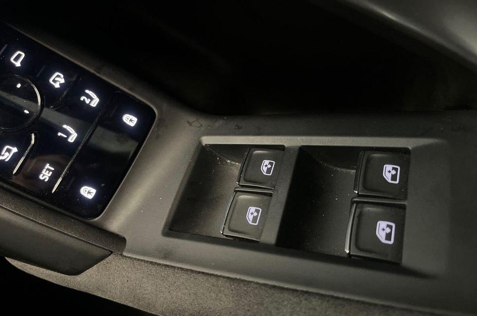 Audi Q5 Photo at-bcc25ad1eb084af08a0a1fef1088c1ce.jpg