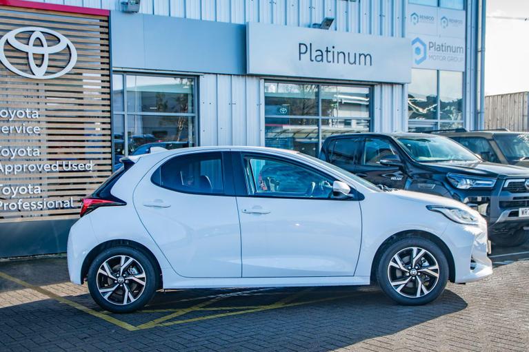 Used Toyota Yaris VK74XMR 3