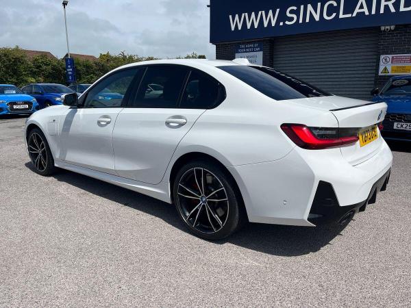 BMW 3 Series Photo at-bcd9b7da494947688e31b098f413cea4.jpg