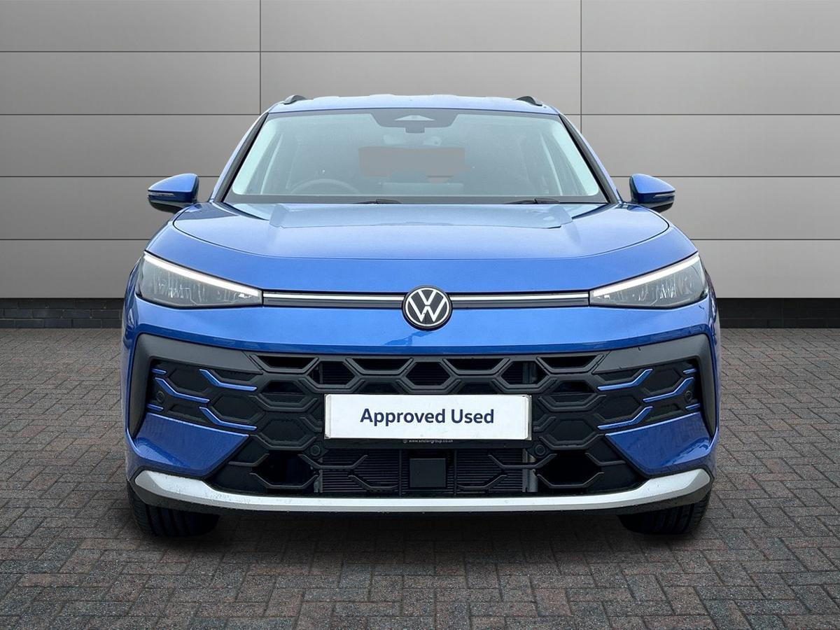Volkswagen T-Roc Photo at-bceba7dd33644aeb96776b16bf631455.jpg