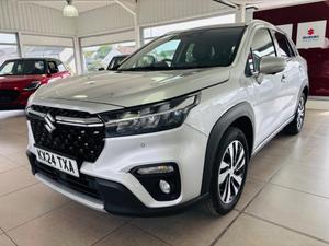 Suzuki S-Cross Photo 2